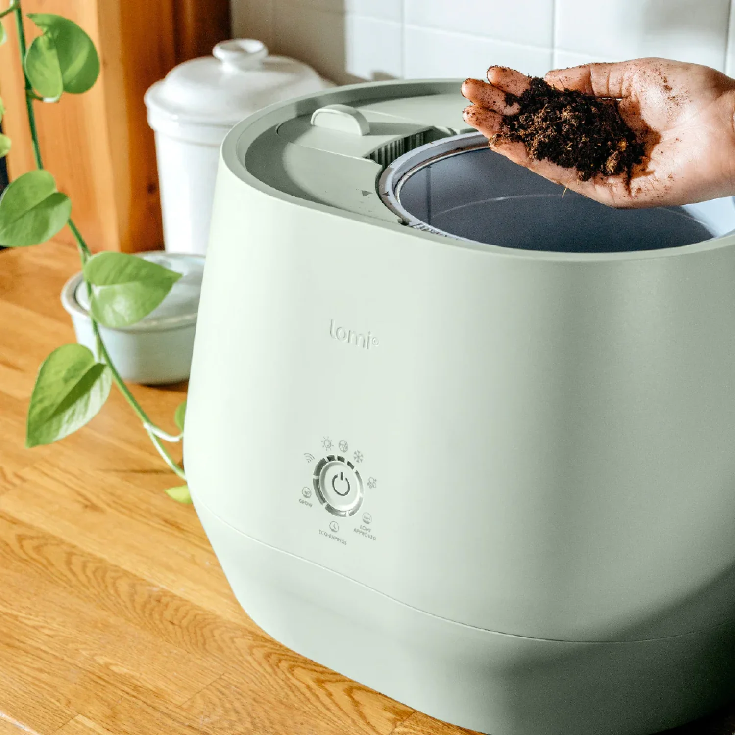 Lomi 2 Food Recycler